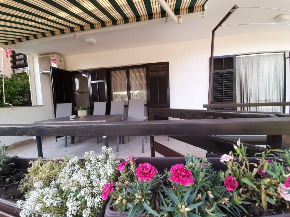 Apartman Nada I Fažana Exterior foto